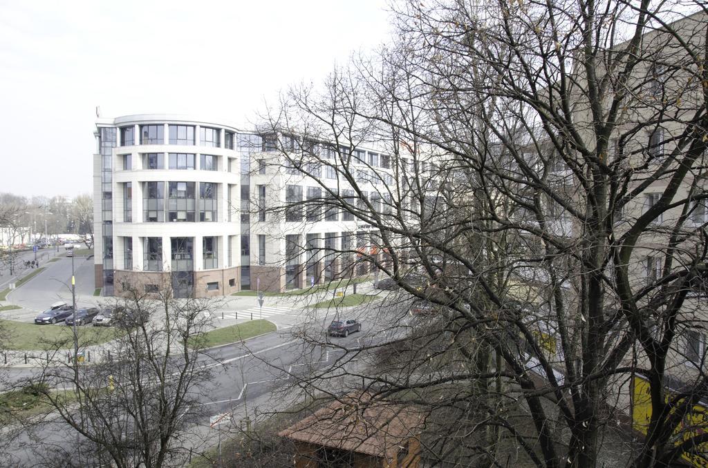Bizzi Luxheart Of Old Town Apartament *